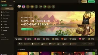 Amunbet Casino homepage met Egyptisch thema